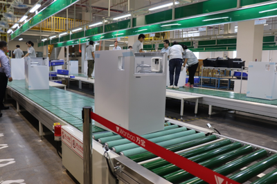 走进万宝冷柜梅州工厂 智能制造成就全球品质家电